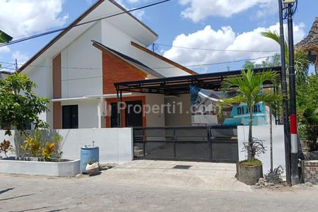 Dijual Rumah Baru Modern Minimalis Seputar Kampus STPN Jl. Godean Km 4 Sleman, Yogyakarta