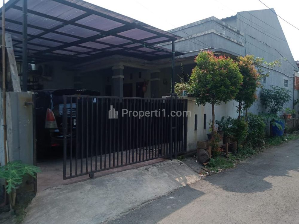 Dijual Rumah Beserta Kontrakannya di Kampung Rambutan, Jakarta Timur