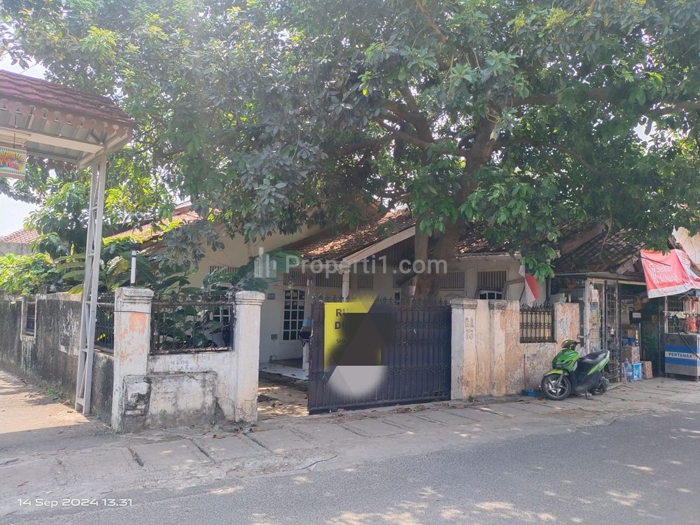 Dijual Rumah Second, Strategis, Nyaman, dan Aman di Pinggir Jalan, Wilayah Srengseng Sawah, Jagakarsa, Jakarta Selatan