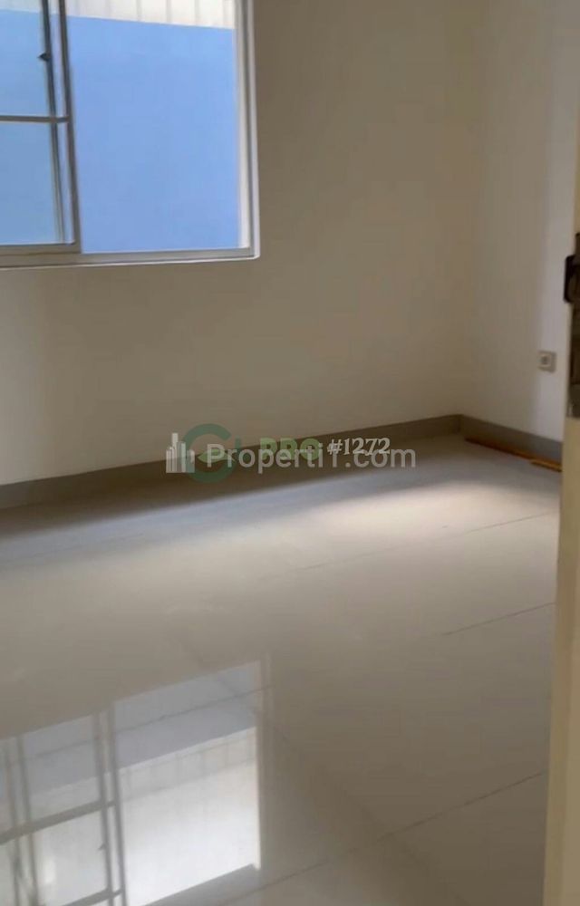 Disewakan Rumah di Green Lake City Cluster West Europe Tangerang