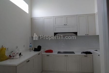 Dijual Rumah Bangunan Mandiri, Siap Huni di Sutera Onyx, Alam Sutera, Tangerang Selatan