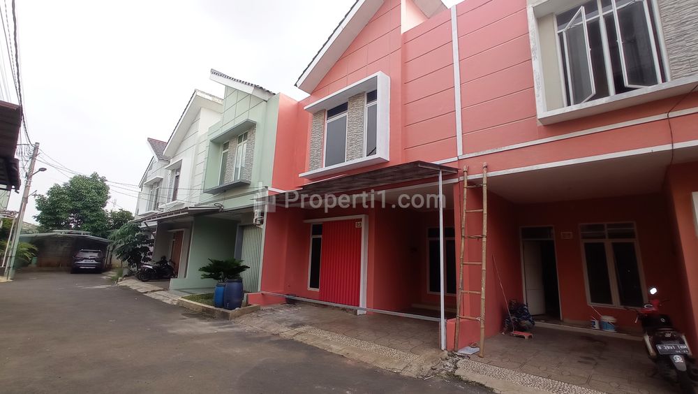 Rumah 2 Lantai 3 Kamar Jual Murah Hanya 700 Jutaan di Jatisampurna, Bekasi