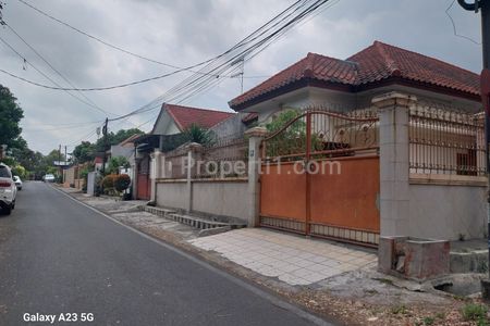 Dijual Rumah di Bunga-bunga Suhat Malang, Luas Tanah 300