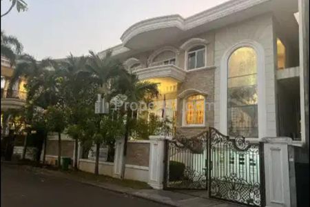 Dijual Rumah Mewah Klasik Lokasi di Bukit Gading Mediterania, Kelapa Gading, Jakarta Utara