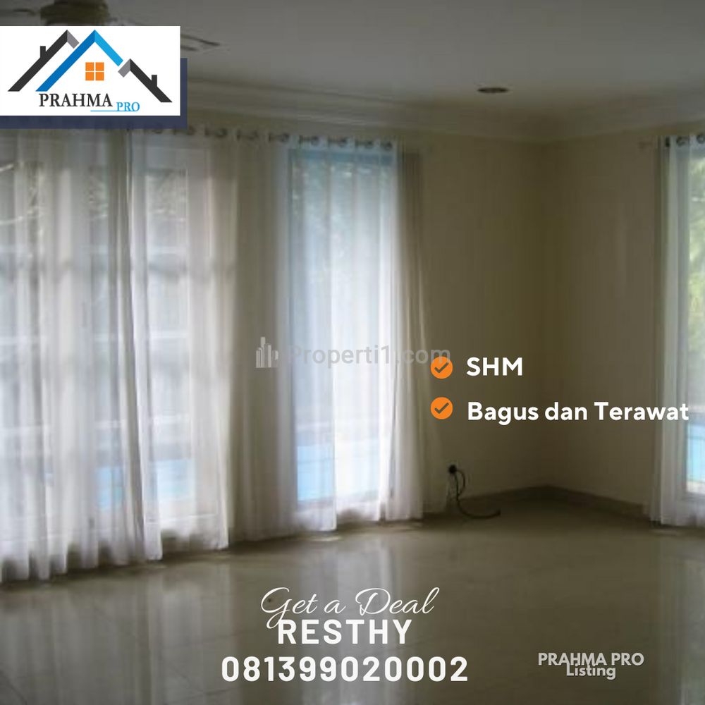Dijual Rumah Bagus 2 Lantai dengan Kolam Renang Private di Daerah Cilandak Timur