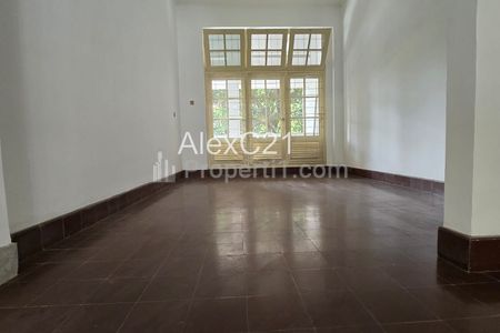 Dijual Rumah di Dekat Area Senopati, Kebayoran Baru, Selong, Jakarta Selatan