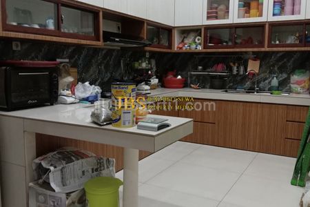 Jual Cepat Rumah 2 Tingkat Siap Huni di Komplek Tuasan Garden Medan