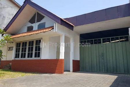 Jual Rumah Bagus di Tenggilis Barat Surabaya Siap Huni