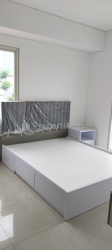 Jual Apartemen Aspen Residence Dekat MRT Fatmawati - 3BR Semi Furnished Brand New Sudah Sertifikat