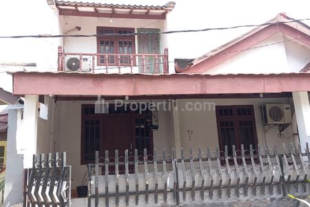 Urgent Jual Cepat Rumah Second Strategis, Nyaman, dan Asri di Perum Reni Jaya, Pondok Petir, Bojong Sari, Depok