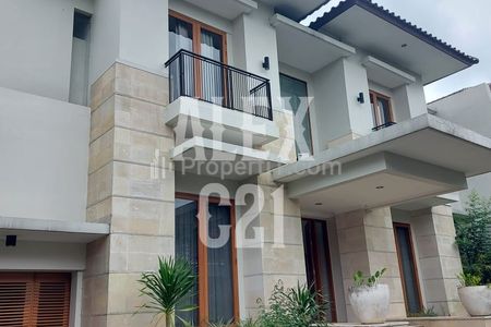 Dijual Rumah Mewah Design Tropis di Kemang, Mampang Prapatan, Jakarta Selatan