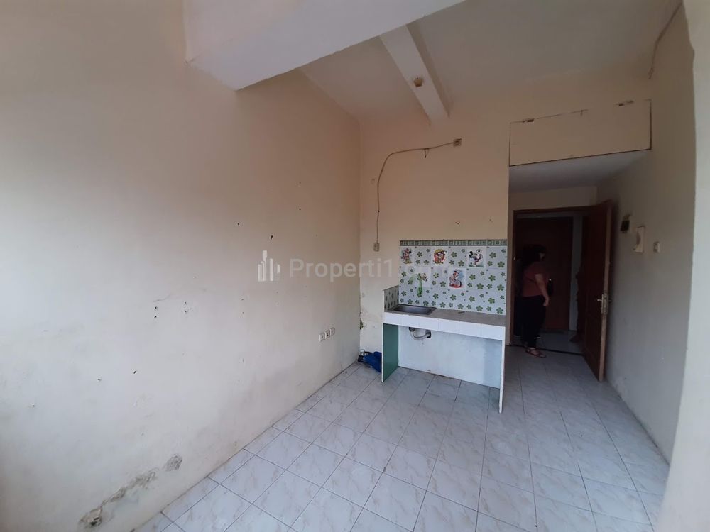 Jual Gedung Apartemen / Hotel Bintang 3 di Kuningan Jakarta Selatan, Cessie, 116 Unit Harga NJOP w/ ROI 23%