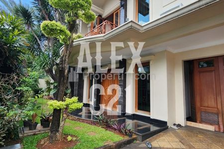 Dijual Rumah Mewah di Pondok Indah, Kebayoran Lama, Jakarta Selatan