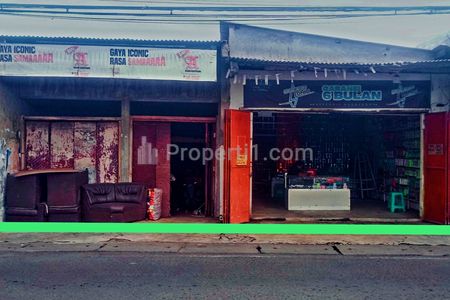 Dijual Cepat Tanah Samping Jalan Raya dengan Bangunan Ruko di Jl. Brigjend Katamso, Waru, Sidoarjo