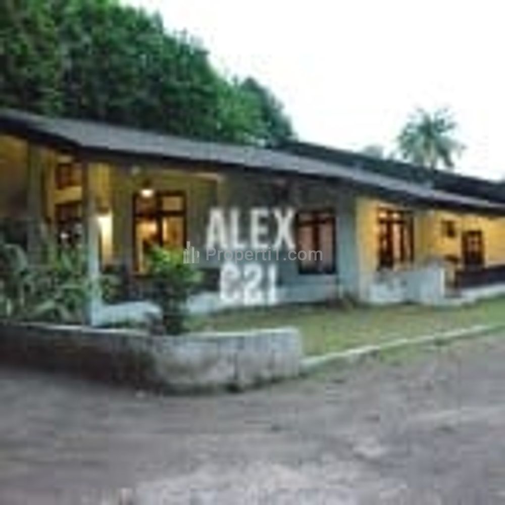 Dijual Rumah Mewah di Daerah Cipedak, Jagakarsa, Jakarta Selatan