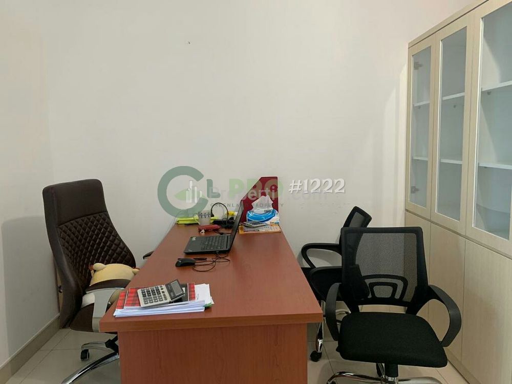 Disewakan Kantor Neo Soho 129m2 Office Space Full Furnish Jakarta Barat, Best Price