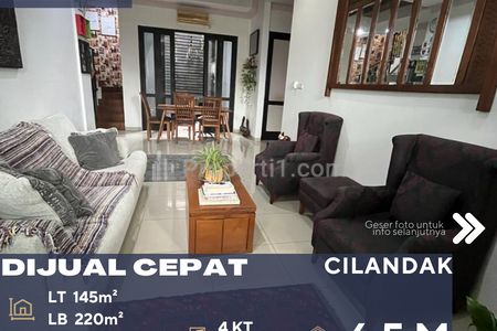 Dijual Rumah Bagus 2 Lantai dengan Rooftop di Daerah Cilandak Jakarta Selatan