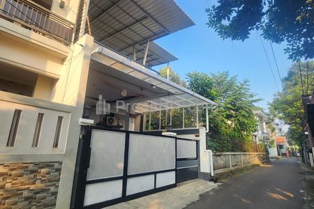 Dijual Rumah 2 Lantai di Jalan Cipayung, Jakarta Timur