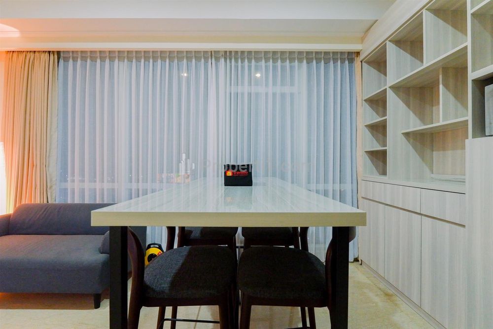 Disewakan Apartemen Menteng Park Tower Emerald (Private Lift) - 2 Bedrooms Full Furnished, Dekat TIM, RSCM, Bunda Hospital, dan Kampus UI Salemba