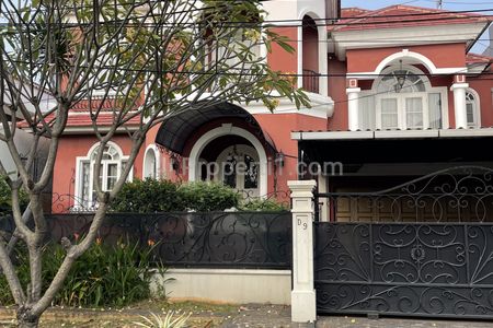 Disewakan Rumah Mewah di Kebon Jeruk Jakarta Barat