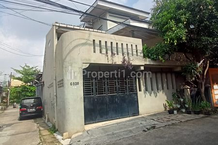 Jual Rumah di Perum Duta Kranji Bekasi, 5 Kamar, Siap Huni Dijual Cepat