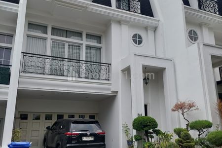 Dijual Rumah Cantik Mewah di Madja Residence At Puri, Kembangan, Jakarta Barat