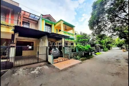 Dijual Rumah 2 Lantai di Jalan Pondok Pucung, Pondok Aren, Bintaro Sektor 9, Tangerang Selatan