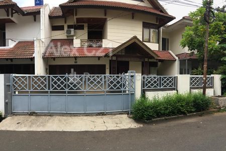 Dijual Rumah Lama di Daerah Pejaten, Ragunan, Pasar Minggu, Jakarta Selatan