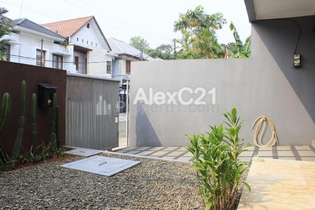 Dijual Rumah Minimalis di Pondok Indah, Pondok Pinang, Kebayoran Lama, Jakarta Selatan