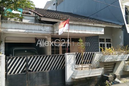 Dijual Rumah Lama di Tomang, Grogol Petamburan, Jakarta Barat