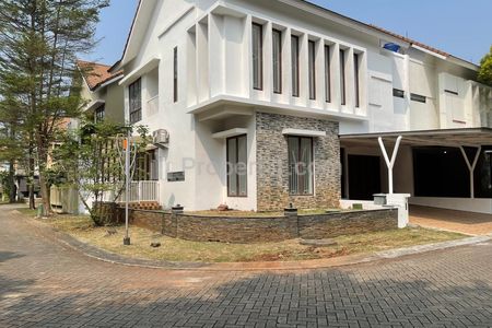 Dijual Rumah di Discovery Conserva Bintaro, Rumah Hook 2 Lantai Lokasi Strategis Siap Huni - Tangerang Selatan