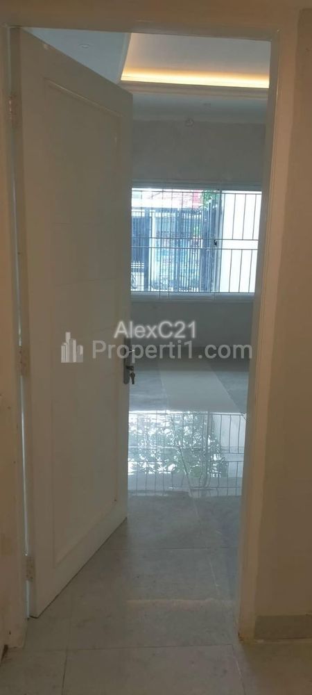 Dijual dan Disewakan Rumah Cantik Minimalis di Mampang Prapatan, Jakarta Selatan