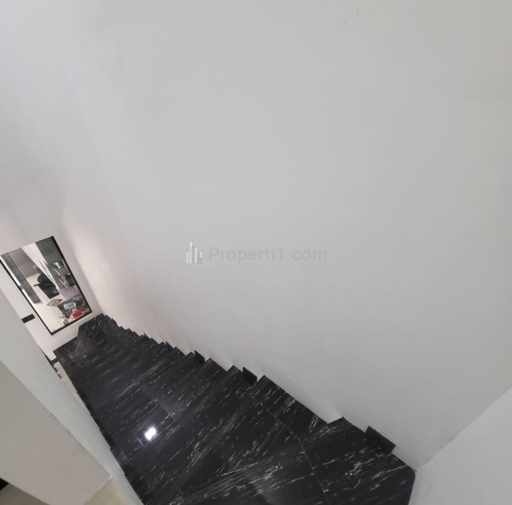 Dijual Rumah Cluster Newton Gading Serpong Tangerang