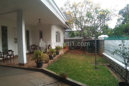 Dijual Rumah Asri Ada Basement di Area Gudang Peluru, Tebet, Jaksel