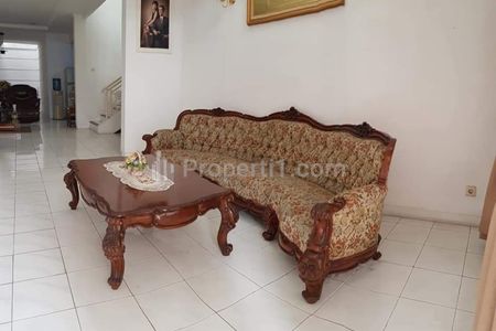 Rumah Disewakan Full Furnished di Pondok Indah, Jakarta Selatan