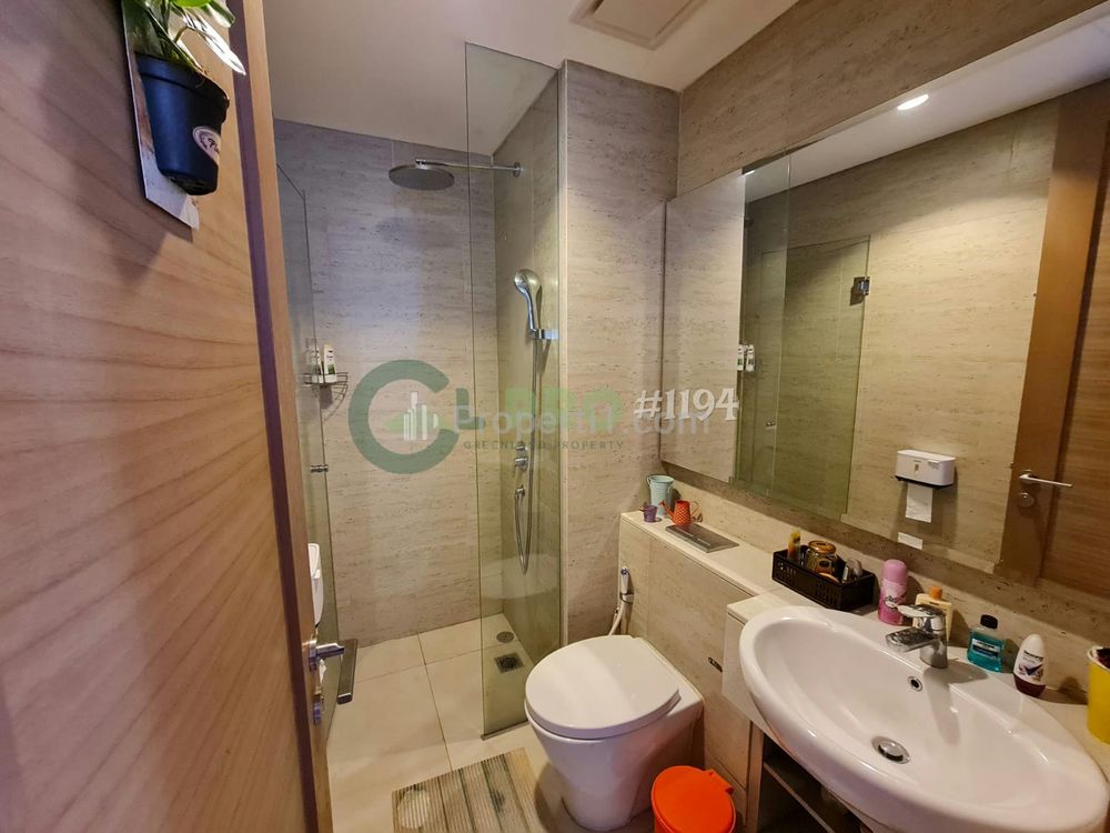 Dijual Apartemen Taman Anggrek Residence 2 Bedroom Furnished Best View Bisa KPR