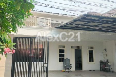 Disewakan dan Dijual Rumah Cantik Minimalis di Mampang Prapatan, Jakarta Selatan