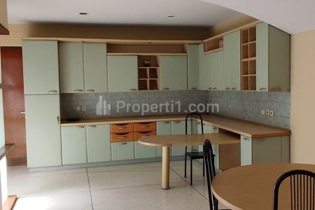 House for Rent 3 Bedroom, at Menteng Jakarta Pusat