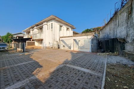 Dijual Rumah Hitung Tanah di Gandaria, Kebayoran Baru, Jakarta Selatan