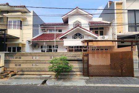 Rumah Disewakan Full Furnished di Pondok Indah, Jakarta Selatan