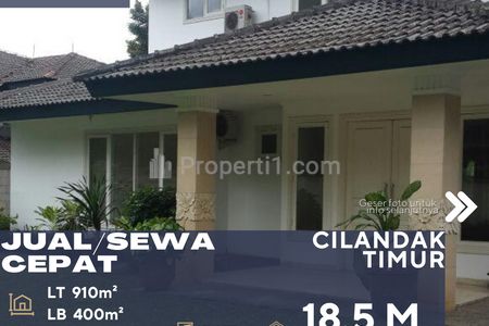 Dijual / Disewakan Rumah Bagus Taman Besar Siap Huni di Daerah Cilandak Timur Jakarta Selatan