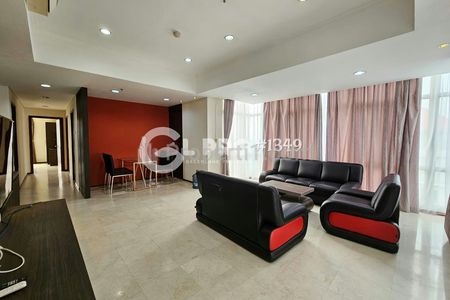 Sewa Apartemen Royal Mediterania Garden Residence Type 3+1 BR Luas 110 m2 Dekat Mall Central Park dan Kampus Untar di Jakarta Barat