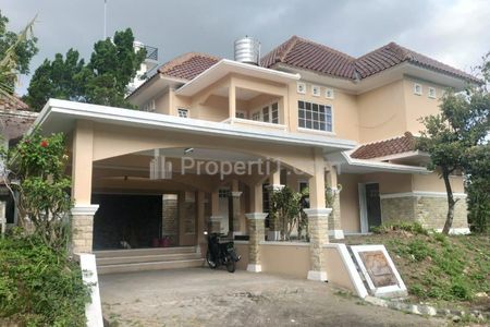 Jual Rumah Mewah di Komplek Pesona Merapi Sleman Jogja