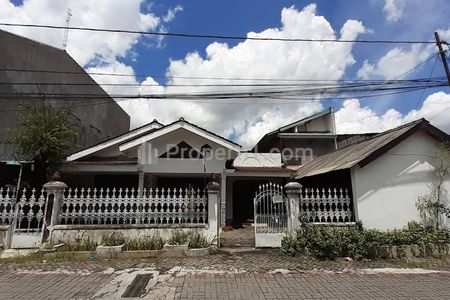 Dijual Tanah Strategis Bonus Kost 40 Kamar di Seturan Sleman Yogyakarta, Dekat Kampus UPN, STIE YKPN, AMIKOM