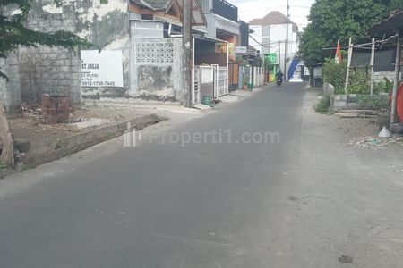 Dijual Tanah Strategis Pinggir Jalan Aspal di Jl. Kaliurang Km 7 Sleman Dekat UGM