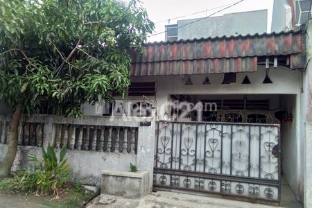 Dijual Rumah Komplek Harus Renovasi di Cipayung, Ciputat, Kota Tangerang, Banten