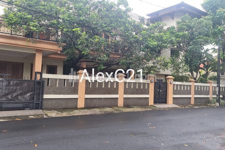 Dijual Rumah Mewah di Gudang Peluru, Kebon Baru, Tebet, Jakarta Selatan