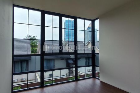 Dijual Rumah 3 Lantai 3 Kamar Tidur Siap Huni di Pasar Minggu, Jakarta Selatan