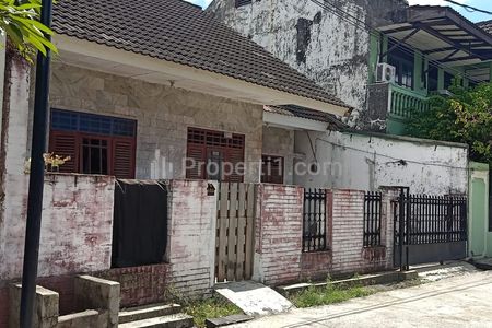 Dijual Rumah dengan Carport, Akses Exit Tol Jati Bening Bekasi