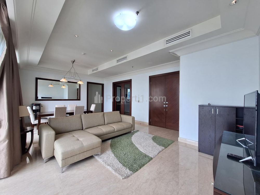 For Sale Apartment Pakubuwono View 3+1 BR Full Furnished